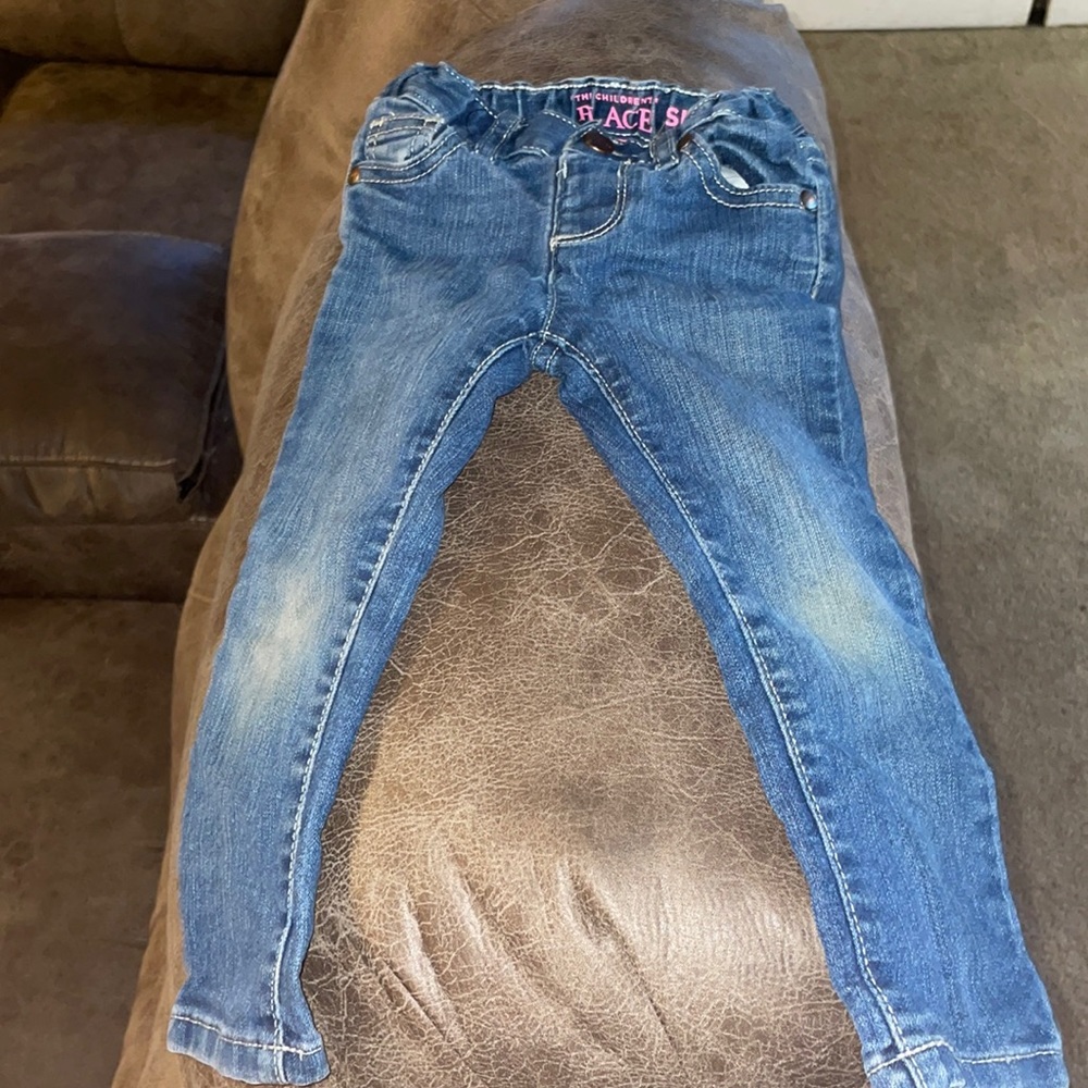 The Children’s Place girl 2T stretch skinny jeans